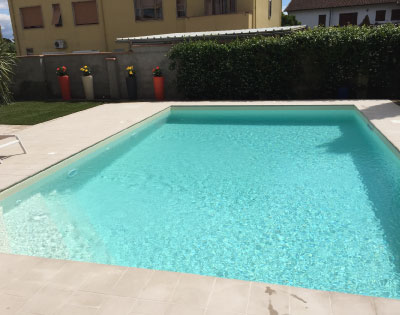 Costruzione piscine da giardino a Livorno